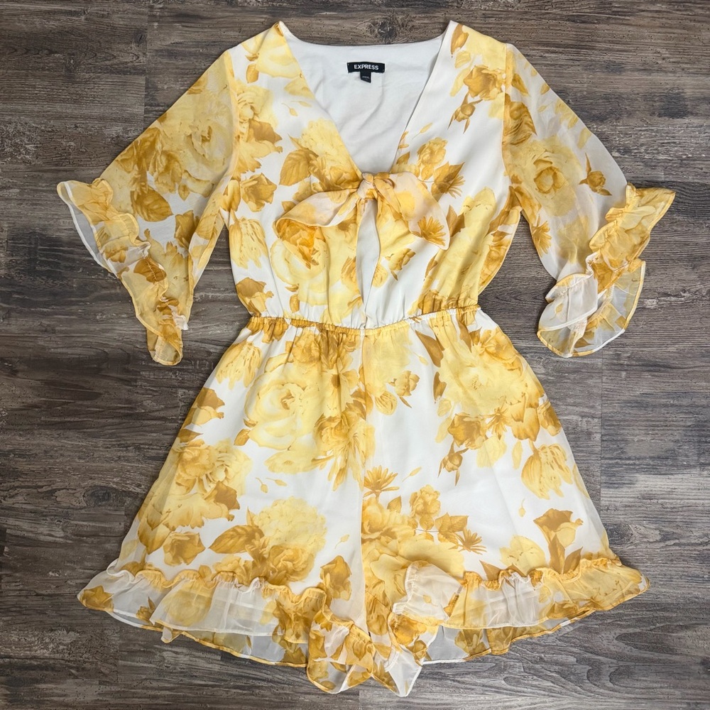 Express White Yellow Floral Tie-Front Ruffled Hem Romper Size XS